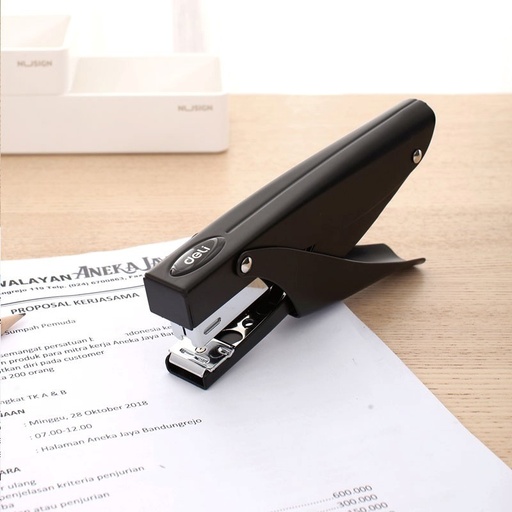 [E0346] Agrafeuse à pince robuste Deli-E0346 – Capacité jusqu'à 30 feuilles, compatible agrafes 24/6 et 26/6